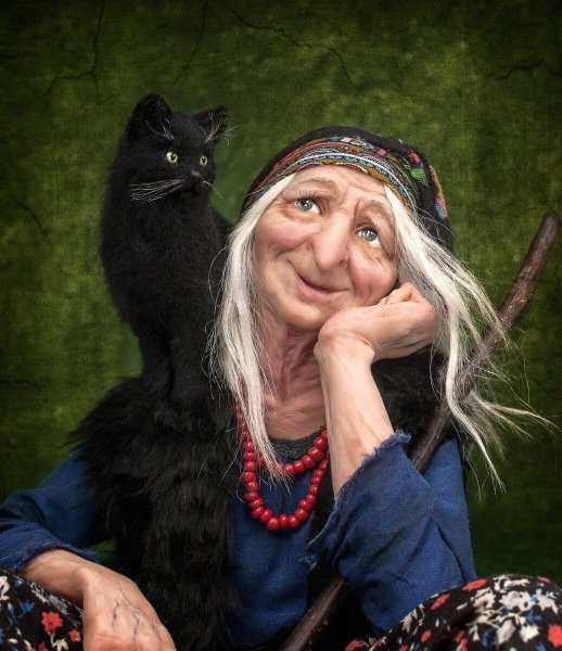 Баба яга с котом