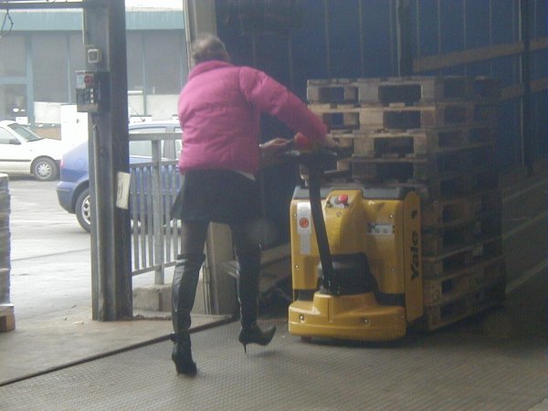 транспортировщик паллет