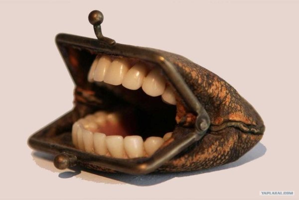 первые зубные протезы