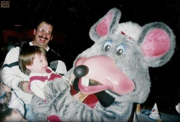 chuck e cheese pizza