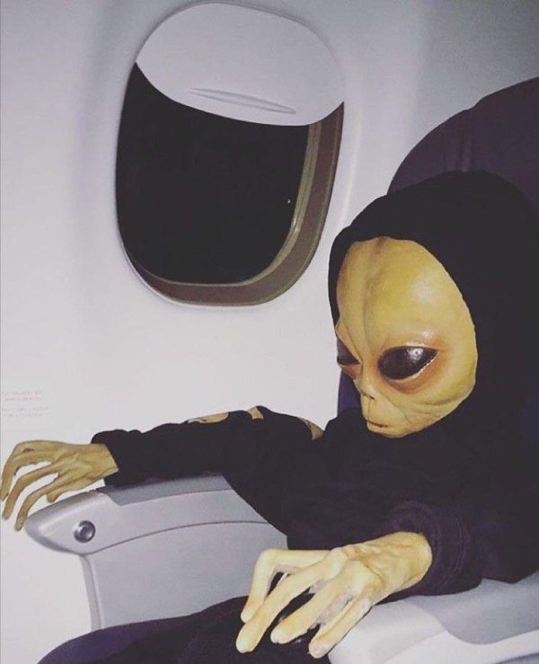 инопланетянин в