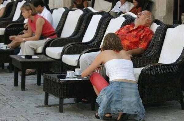 показалось прикол