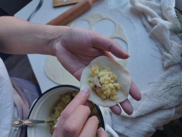 гадание на варениках