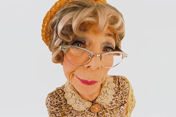 модная старушка