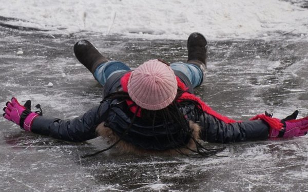 спасатели на льду