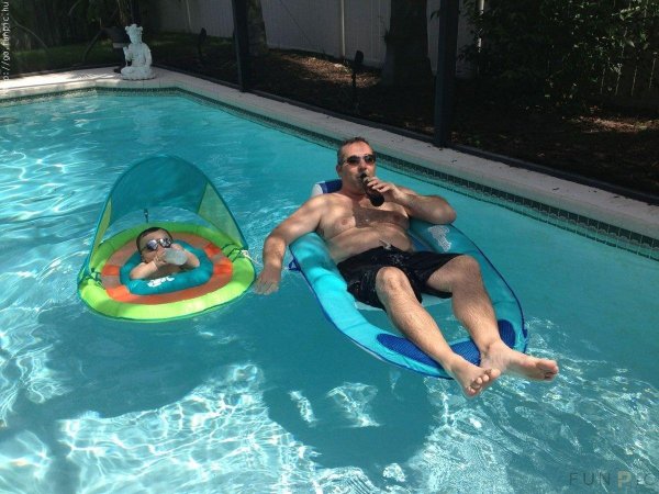 мужик на отдыхе