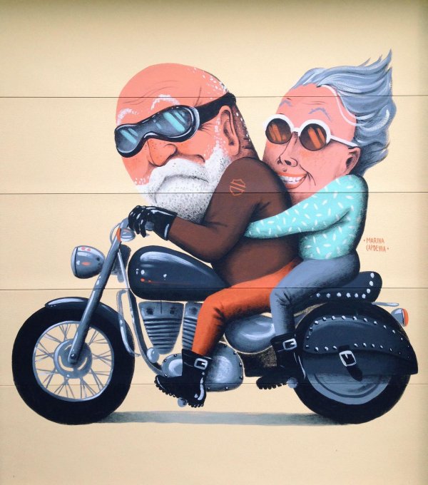 дед на мотоцикле