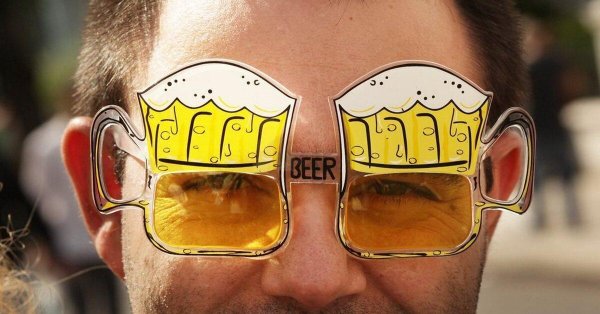 бокал с пивом