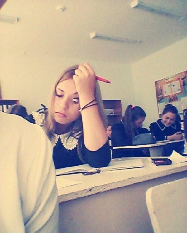 ученики на уроке