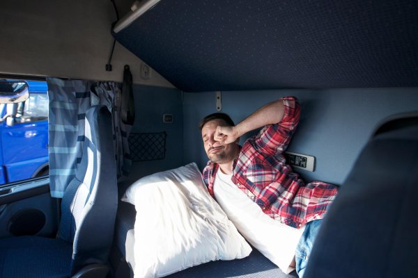 кабина грузовика