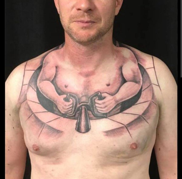 смешная татуировка