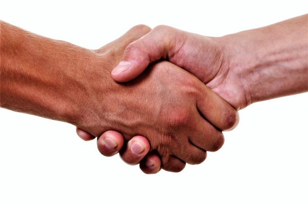 рукопожатие мужчин