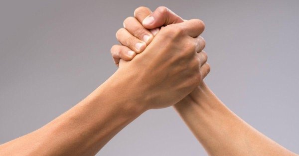 приветствие руками