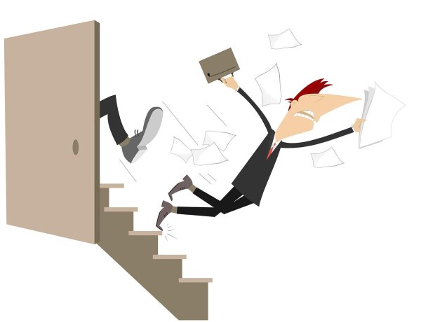 вниз по карьерной лестнице