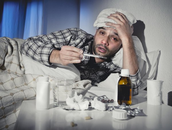 заболевший человек