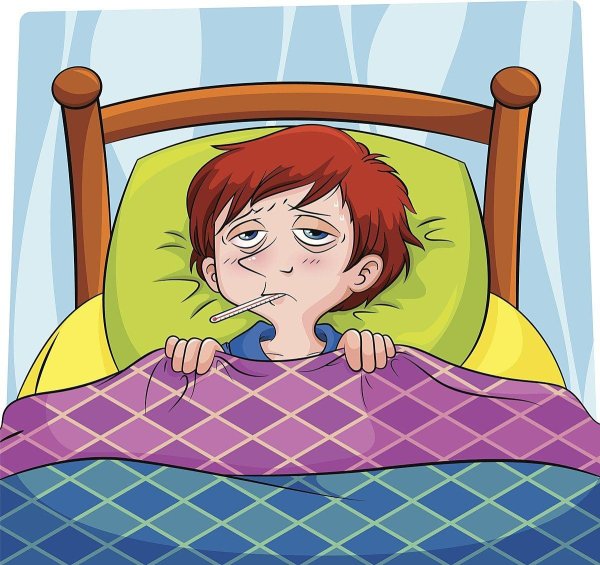 мальчик лежит на кровати