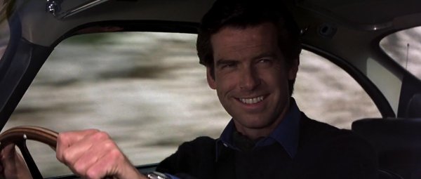 пирса броснана