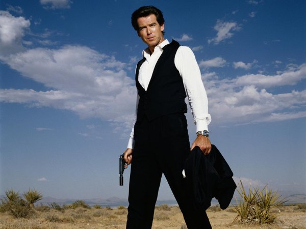 пирс броснан агент 007