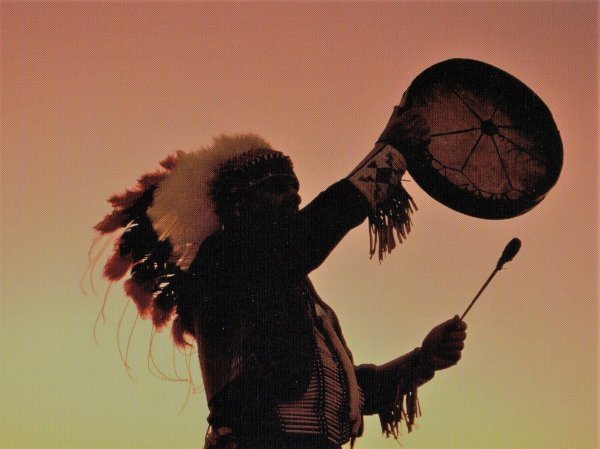 индейский шаман