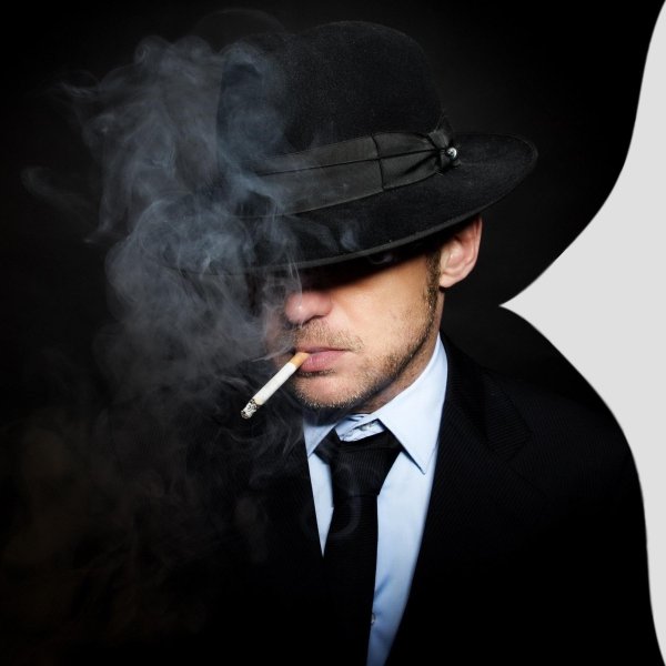 гангстер с сигарой