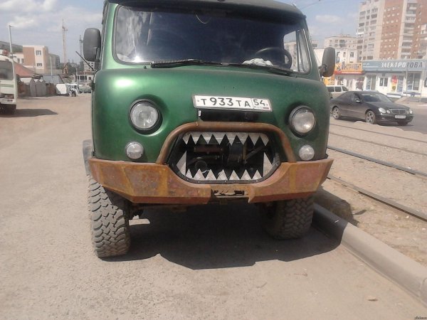 злой уаз