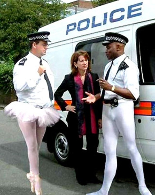 форма английских полицейских