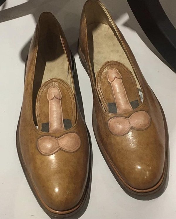 ботинки с членами