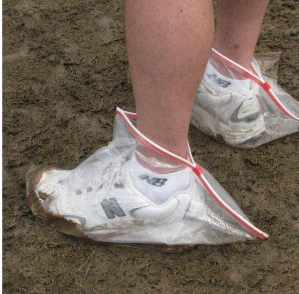 грязные кроссовки