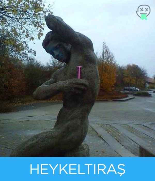 смешные статуи