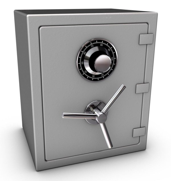 открытый сейф
