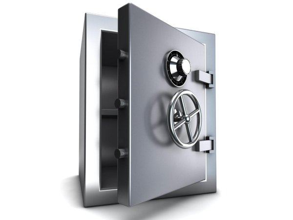 открытый сейф