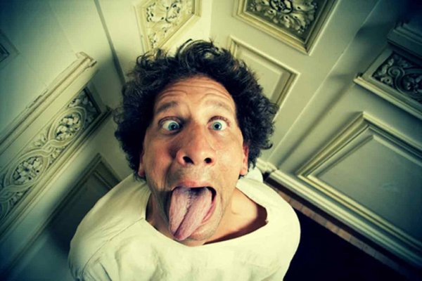 лицо сумасшедшего