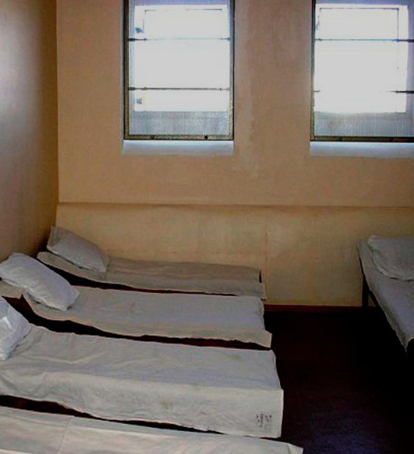 тюремная камера