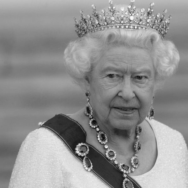 королева англии елизавета