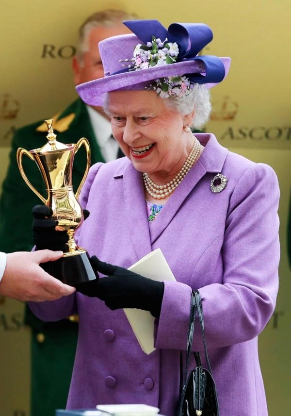 елизавета 2 королева