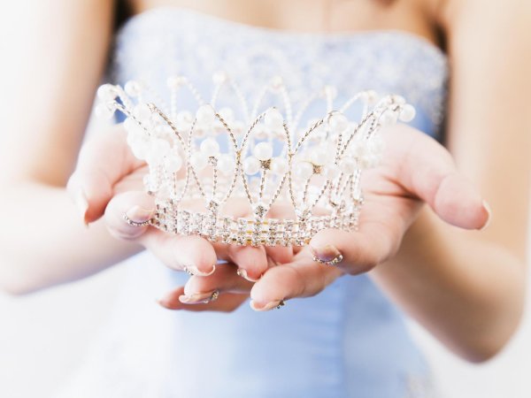 свадебная диадема