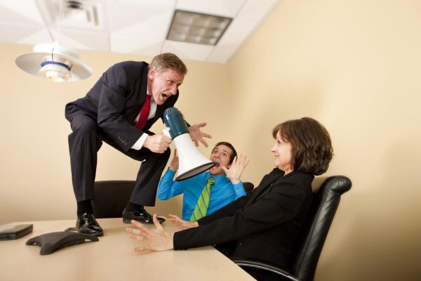 руководитель и подчиненные