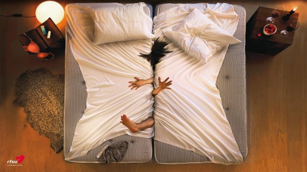 креативная реклама постельного белья