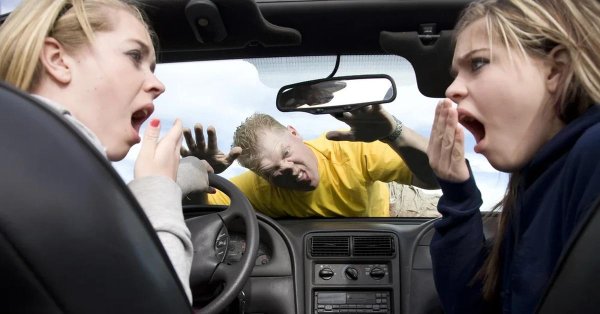 в автомобиле