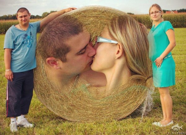 фотосессия со стогами сена
