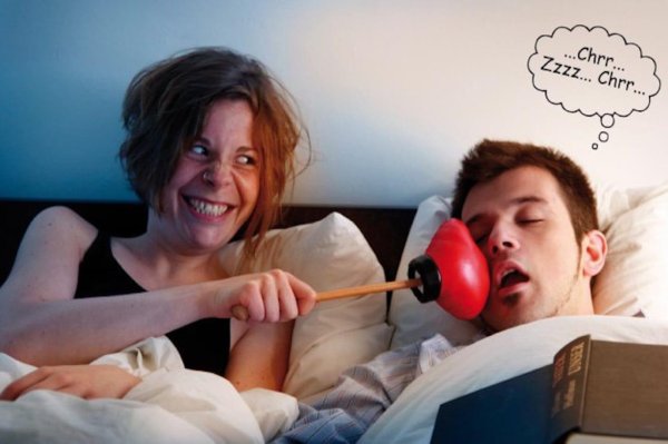 необычные способы разбудить человека