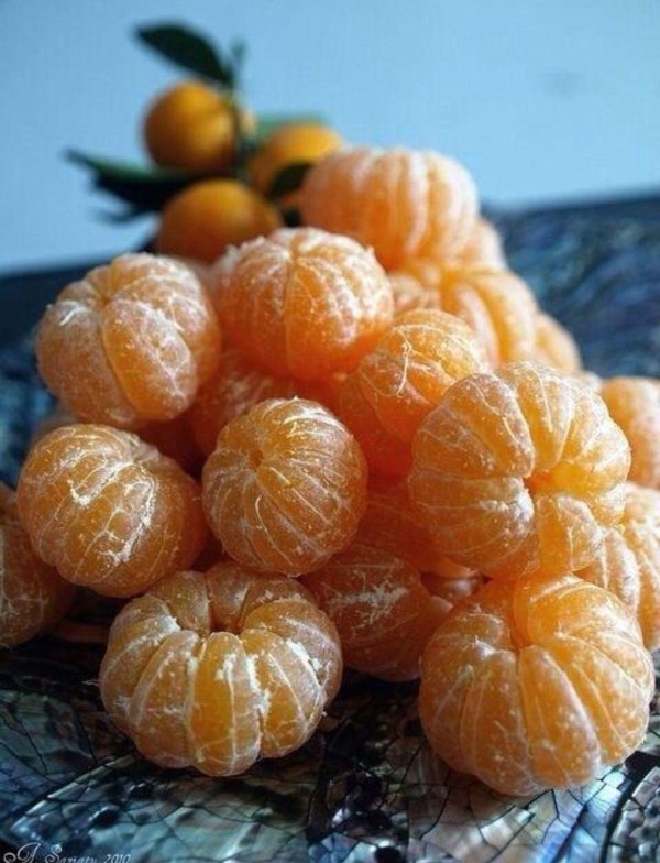 много мандаринов