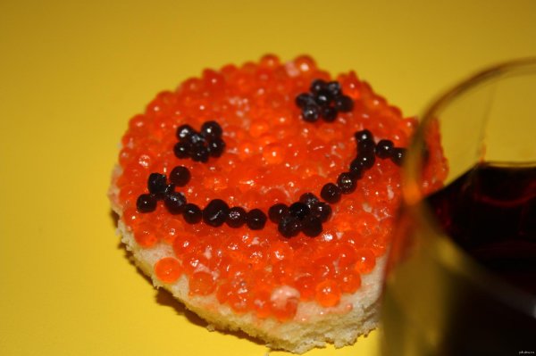 бутер с икрой