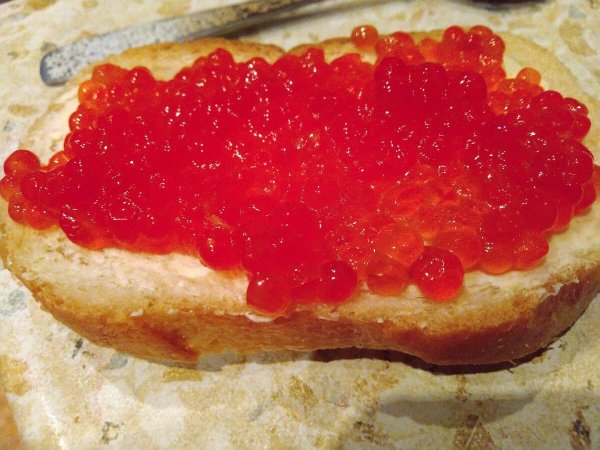 бутерброды с икрой