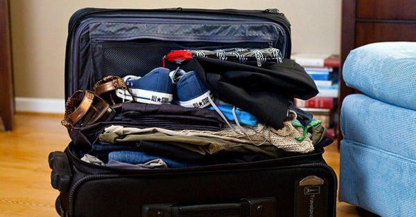 собранные чемоданы