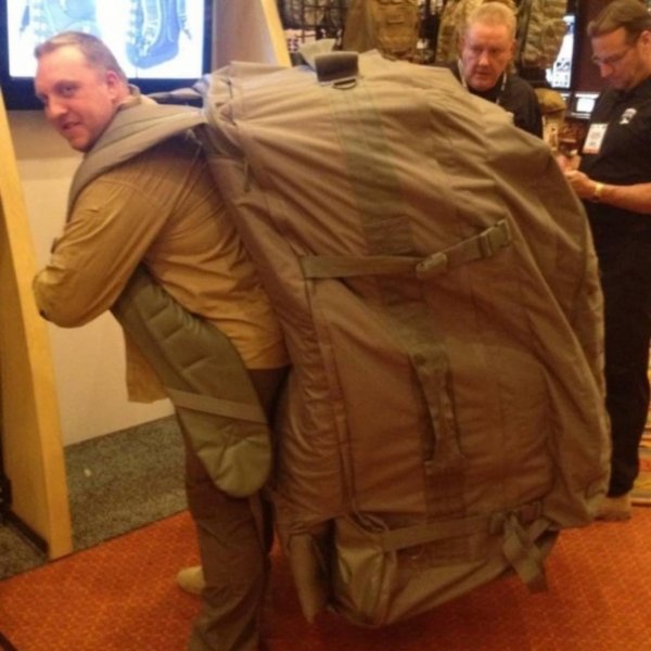 огромный рюкзак