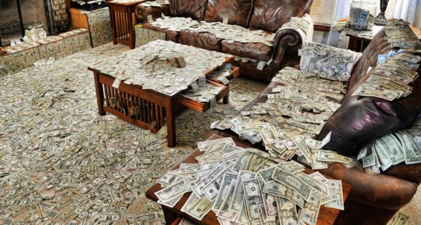 комната денег