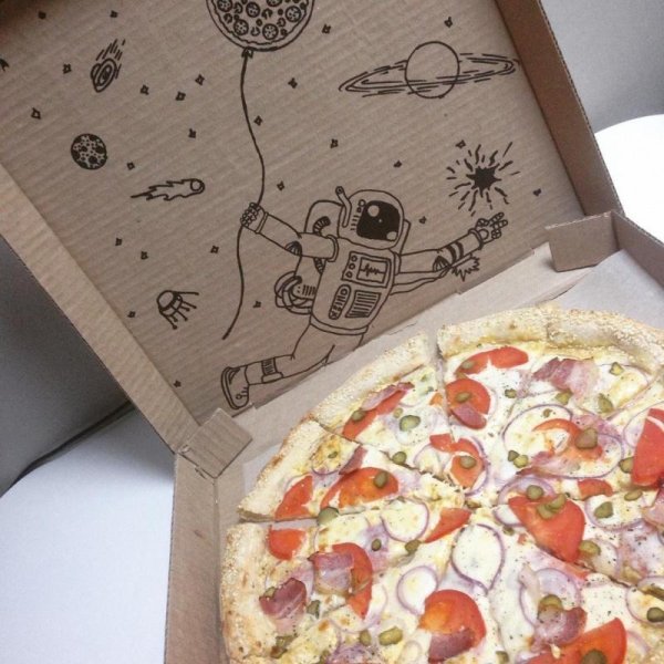 надписи на коробках для пиццы