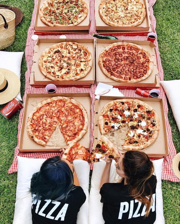 вечеринка с пиццей