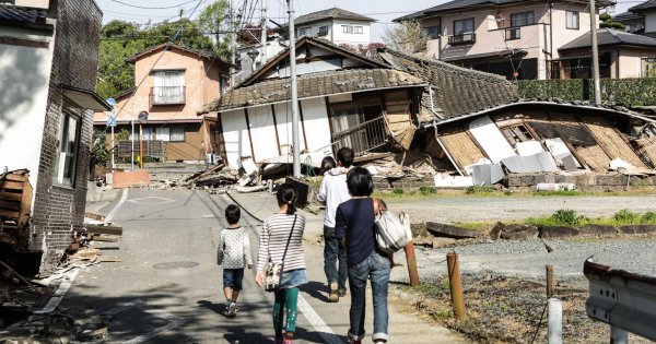 2011 tōhoku earthquake and tsunami